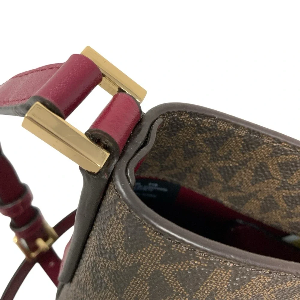 Michael Kors Kimberly‎ Small Bucket Crossbody Purse Brown Merlot Strap Magnetic